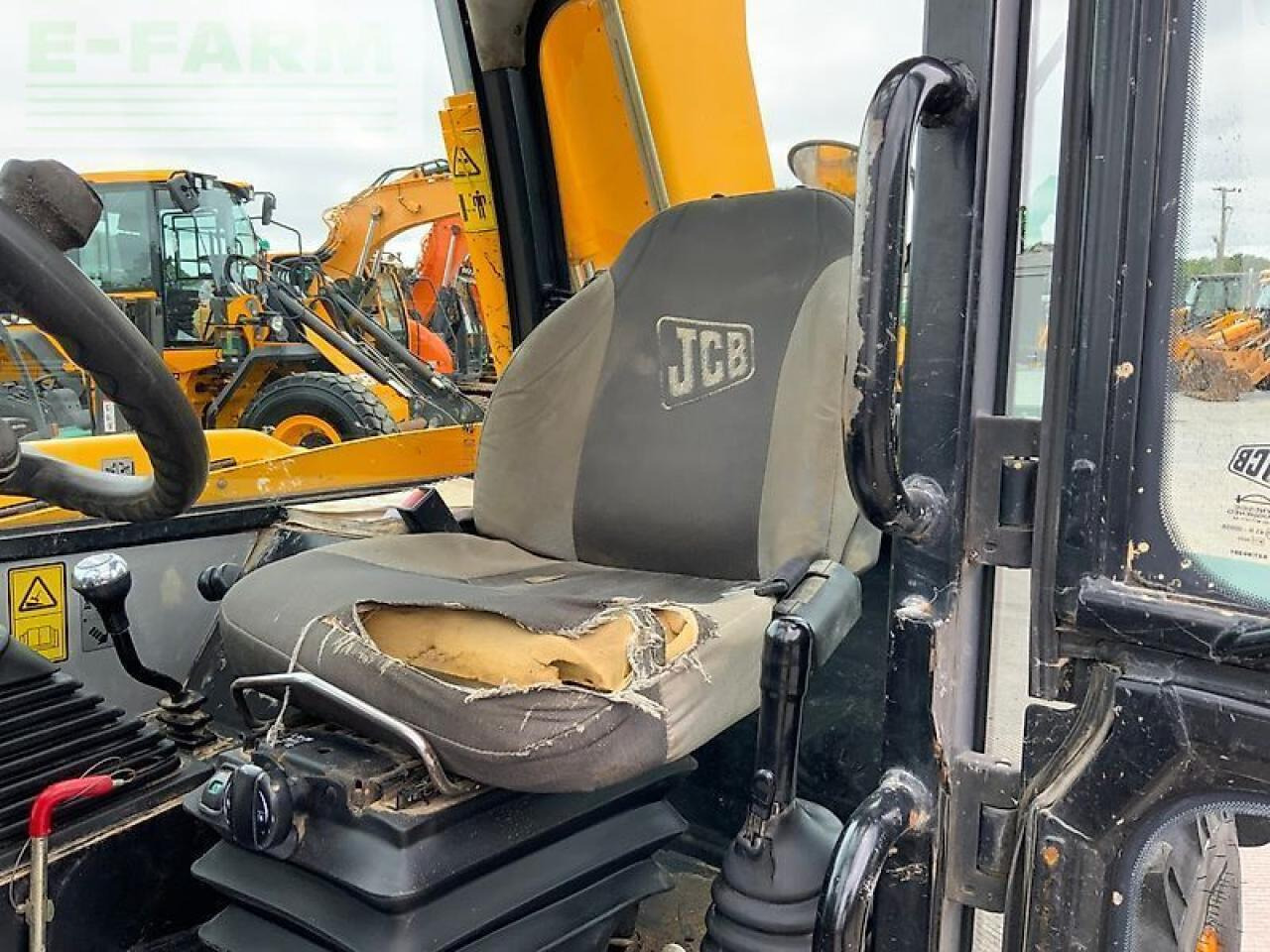 Телескопический погрузчик JCB 533-105 telehandler (st23611): фото 16 Телескопический погрузчик JCB 533-105 telehandler (st23611): фото 16