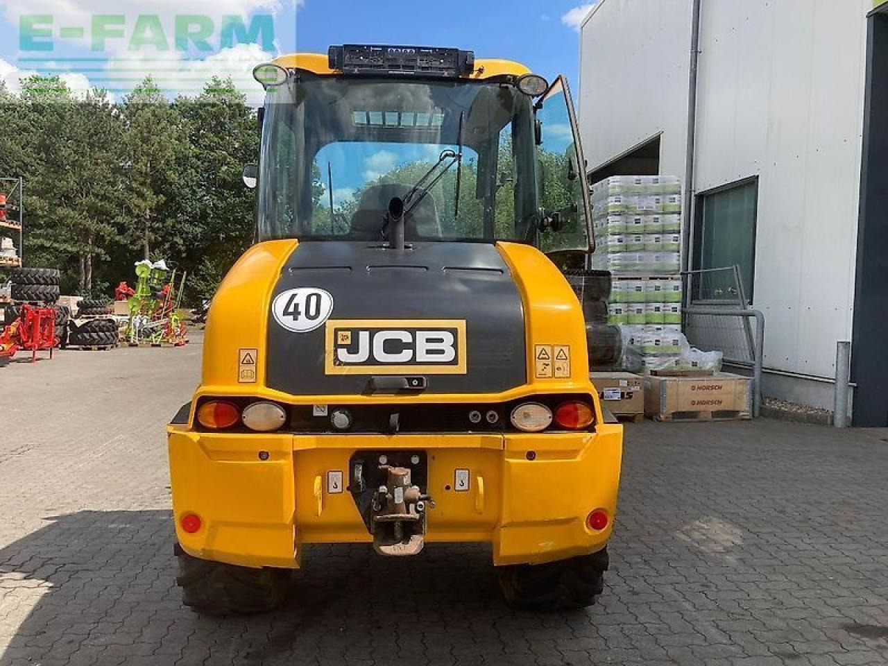 JCB tm220 - Мини-экскаватор: фото 5 JCB tm220 - Мини-экскаватор: фото 5