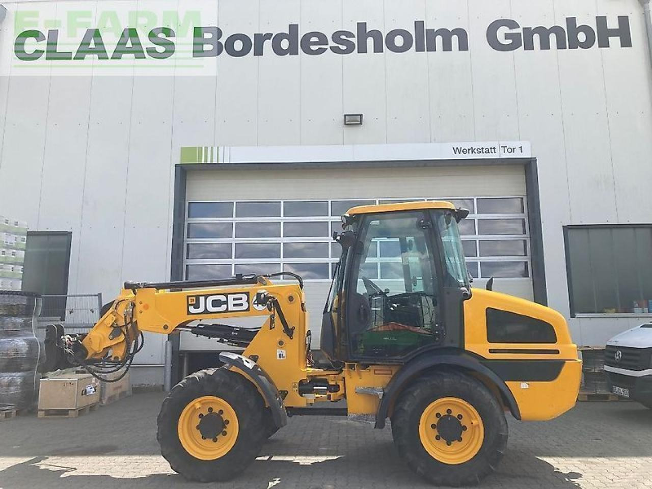 JCB tm220 - Мини-экскаватор: фото 1 JCB tm220 - Мини-экскаватор: фото 1