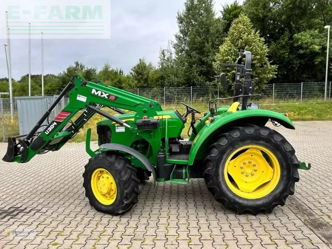 John Deere 5055e - Трактор: фото 3 John Deere 5055e - Трактор: фото 3
