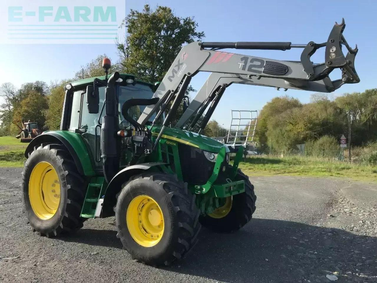 John Deere 6100 m autoquad destockage - Трактор: фото 1 John Deere 6100 m autoquad destockage - Трактор: фото 1