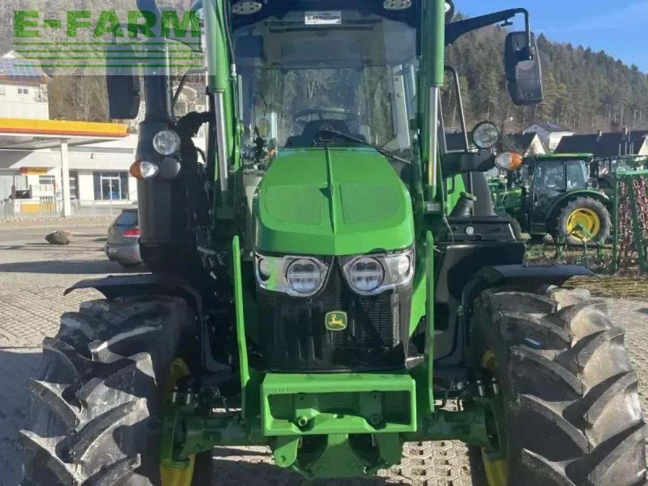 John Deere 6100m - Трактор: фото 2 John Deere 6100m - Трактор: фото 2