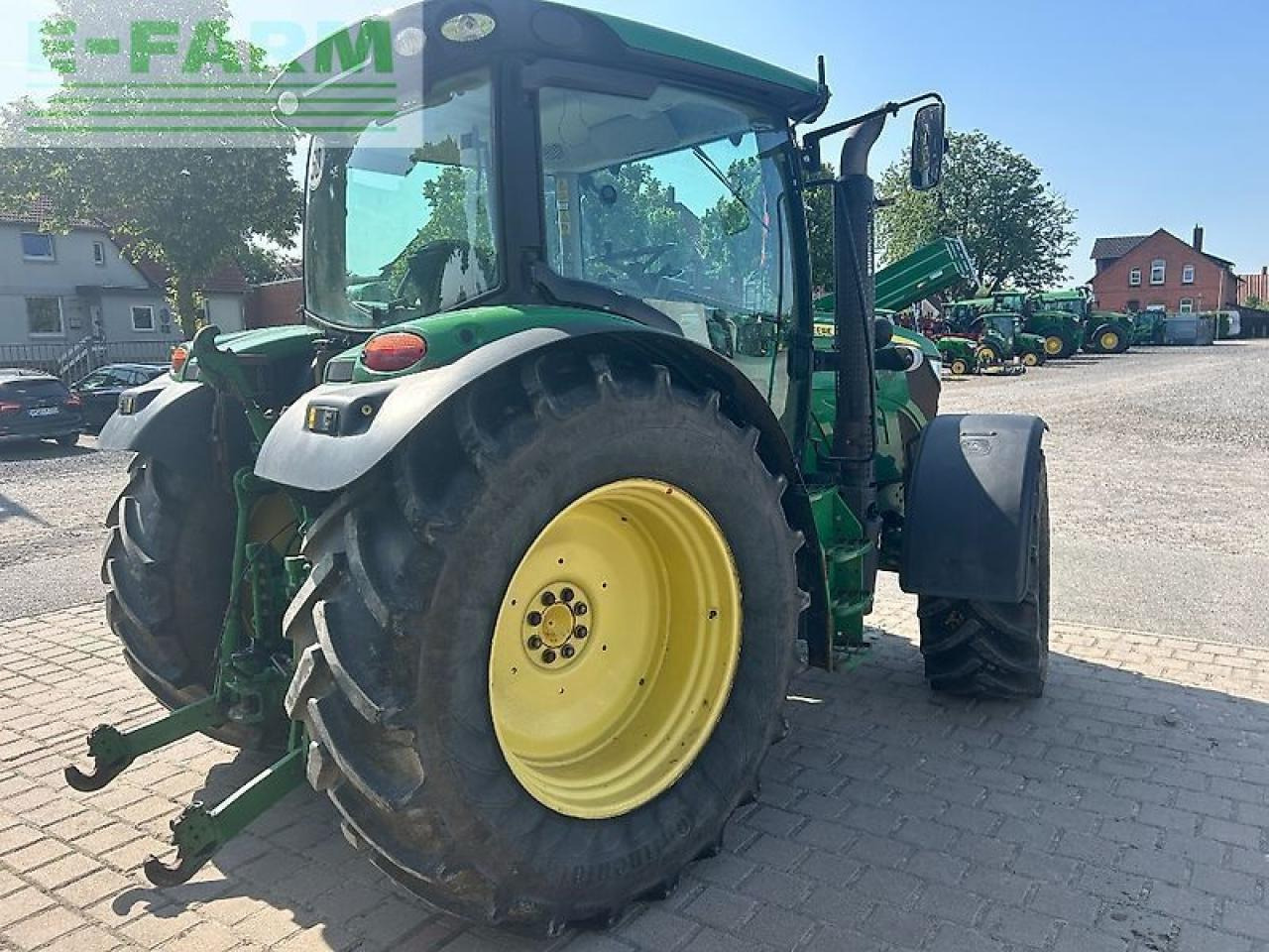 John Deere 6115r - Трактор: фото 4 John Deere 6115r - Трактор: фото 4