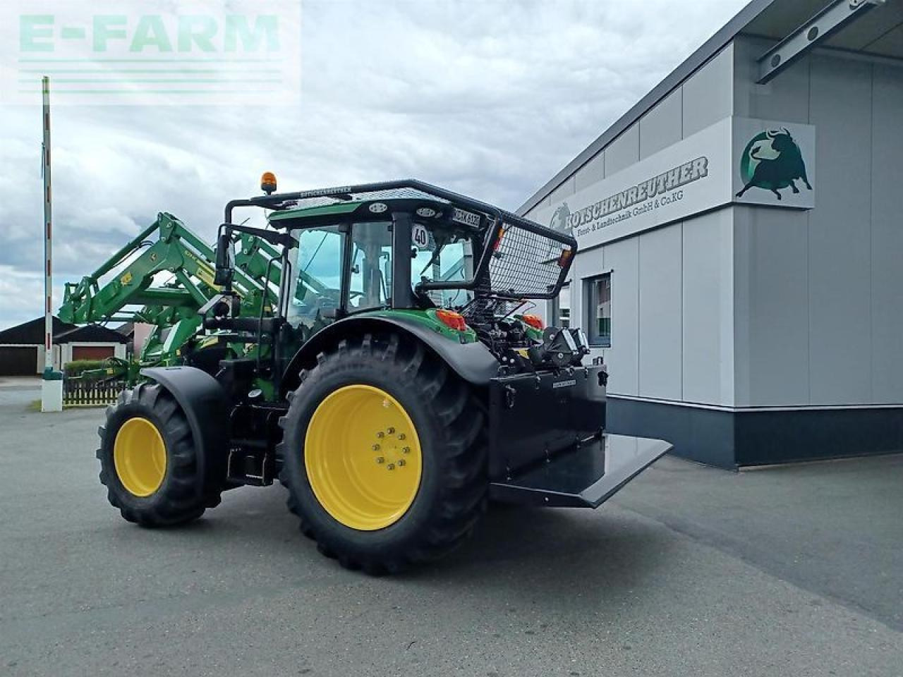 John Deere 6120m uvv forstschlepper - Трактор: фото 3 John Deere 6120m uvv forstschlepper - Трактор: фото 3