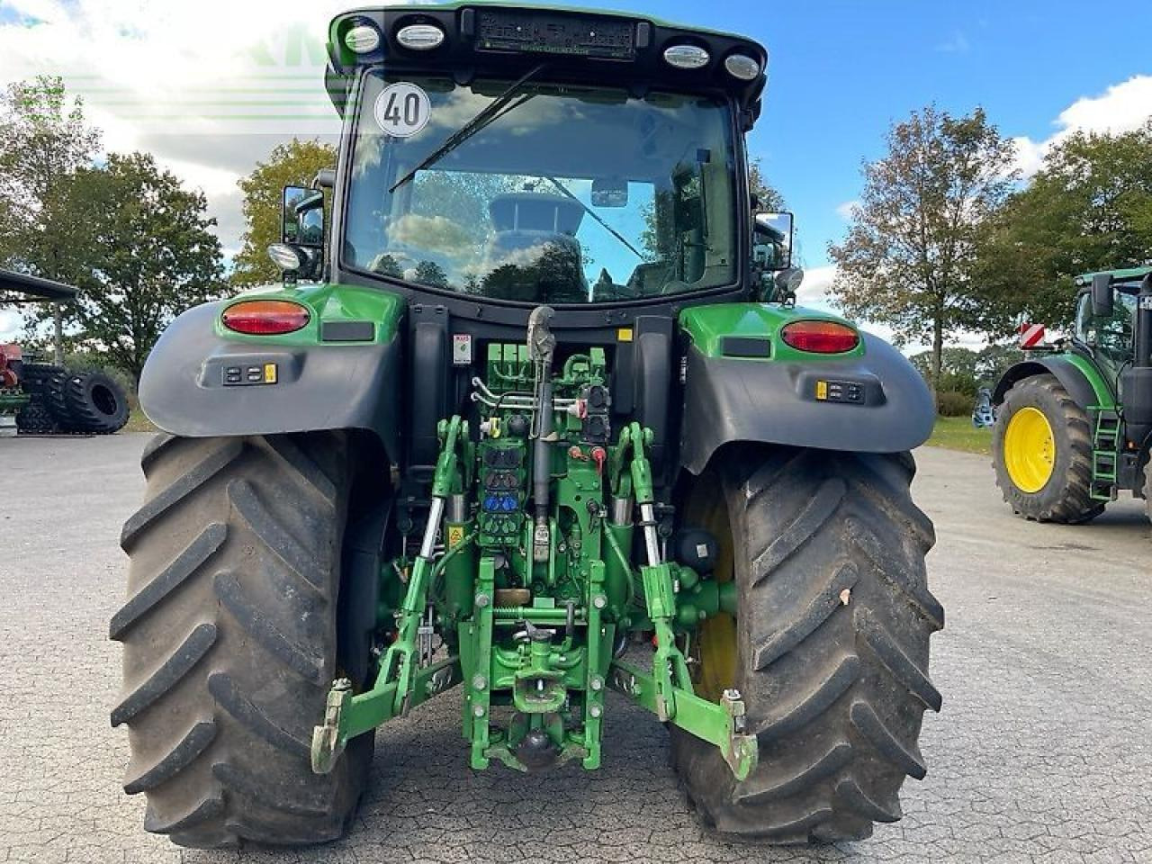 John Deere 6130 r - Трактор: фото 4 John Deere 6130 r - Трактор: фото 4