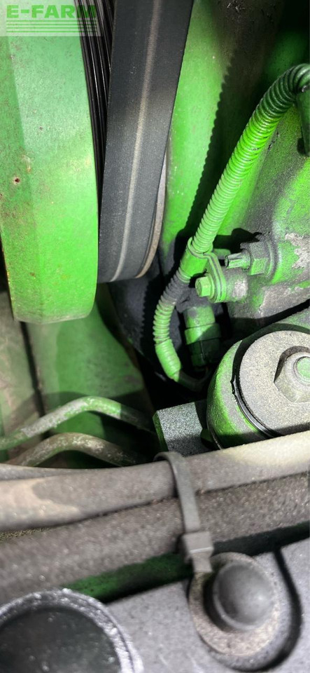 John Deere 6155 R - Трактор: фото 3 John Deere 6155 R - Трактор: фото 3