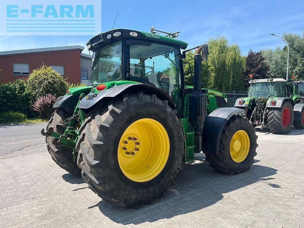 John Deere 6155 r - Трактор: фото 5 John Deere 6155 r - Трактор: фото 5