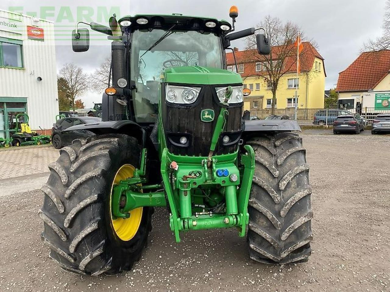 John Deere 6210r - Трактор: фото 5 John Deere 6210r - Трактор: фото 5