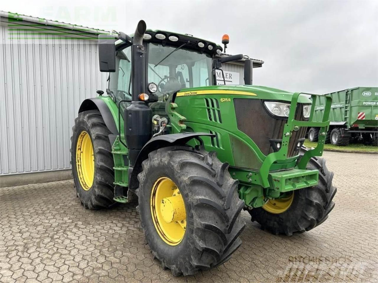 John Deere 6215r - Трактор: фото 5 John Deere 6215r - Трактор: фото 5