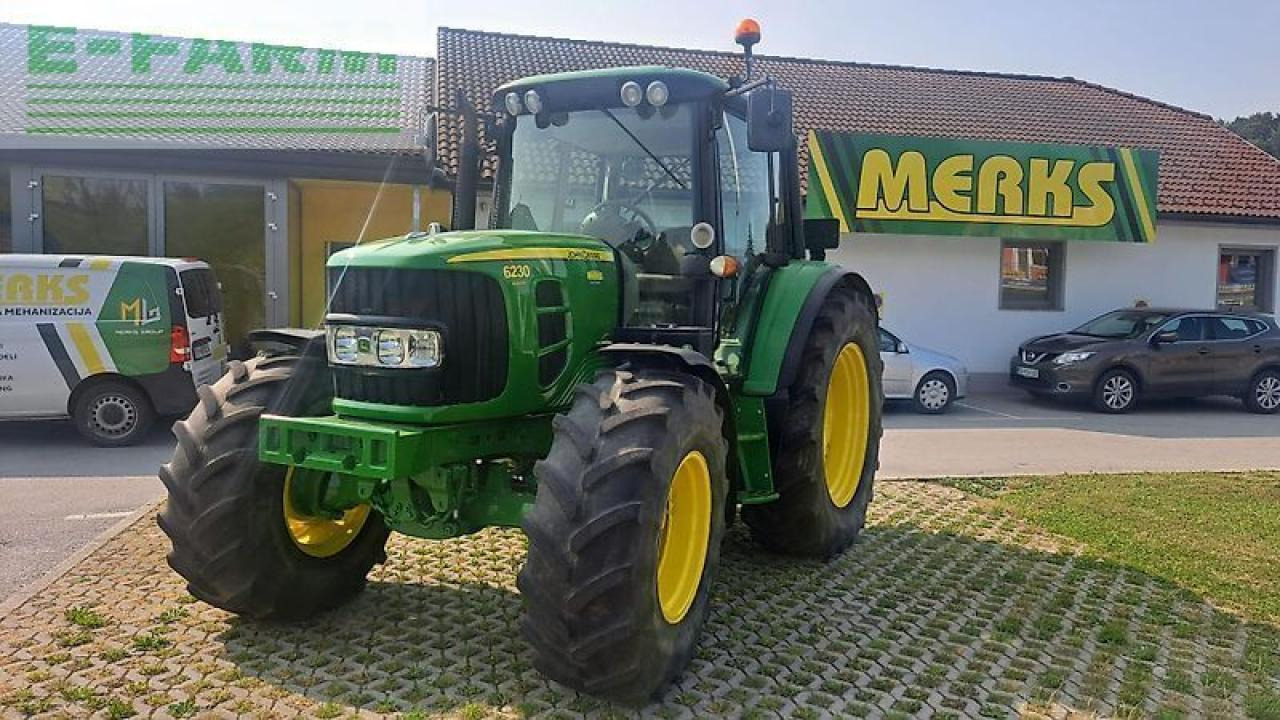 John Deere 6230 premium - Трактор: фото 1 John Deere 6230 premium - Трактор: фото 1