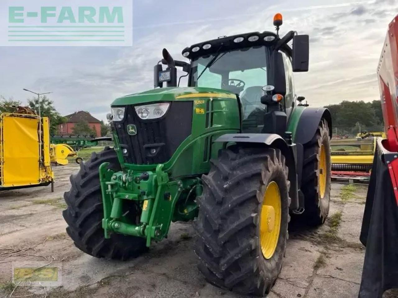John Deere 6250r - Трактор: фото 1 John Deere 6250r - Трактор: фото 1