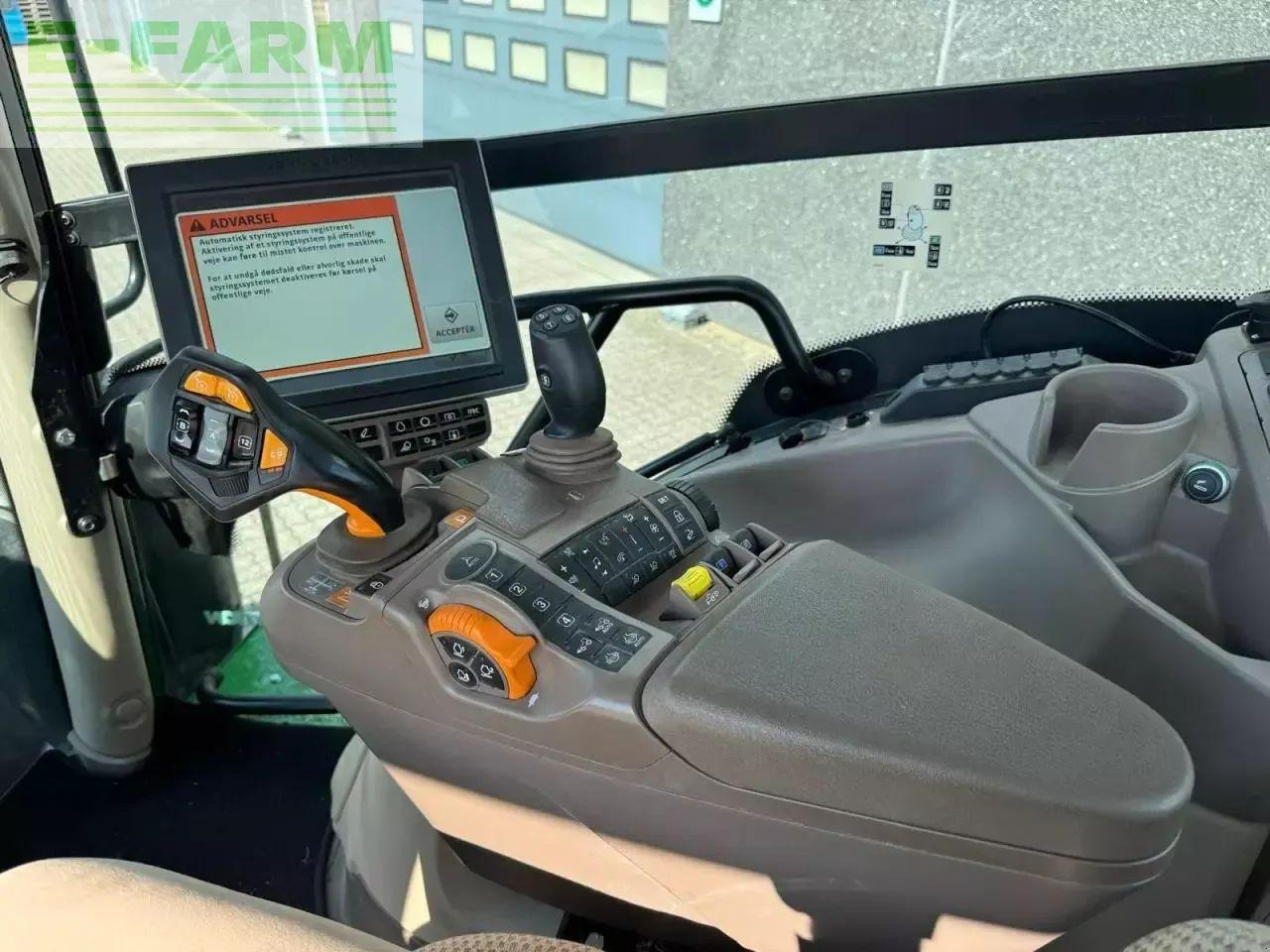 John Deere 6250r - Трактор: фото 4 John Deere 6250r - Трактор: фото 4