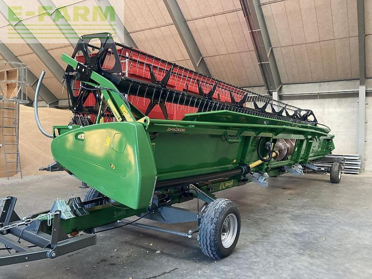 John Deere 635r - Оборудование для кормоуборочного комбайна: фото 1 John Deere 635r - Оборудование для кормоуборочного комбайна: фото 1