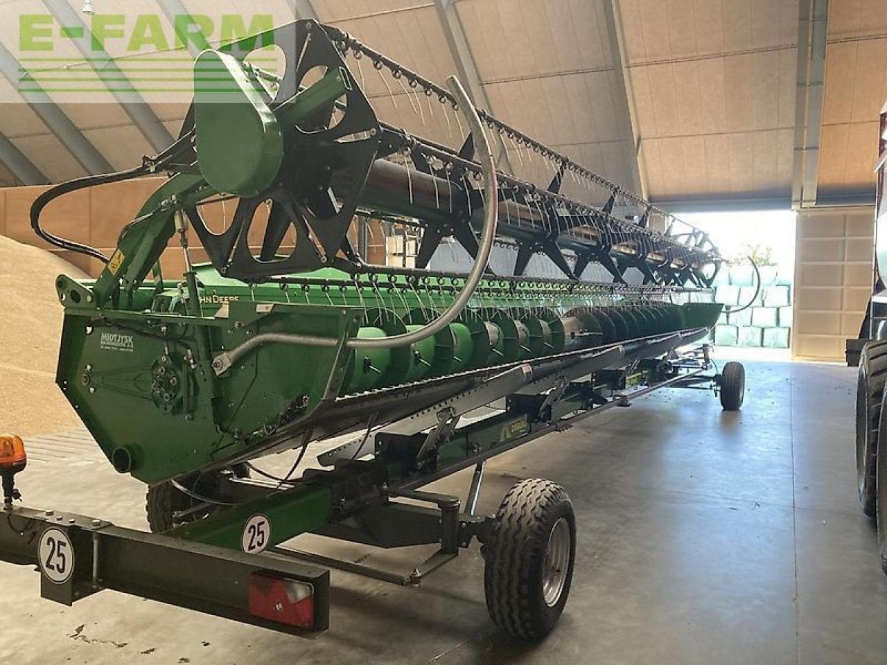 John Deere 635r - Оборудование для кормоуборочного комбайна: фото 3 John Deere 635r - Оборудование для кормоуборочного комбайна: фото 3