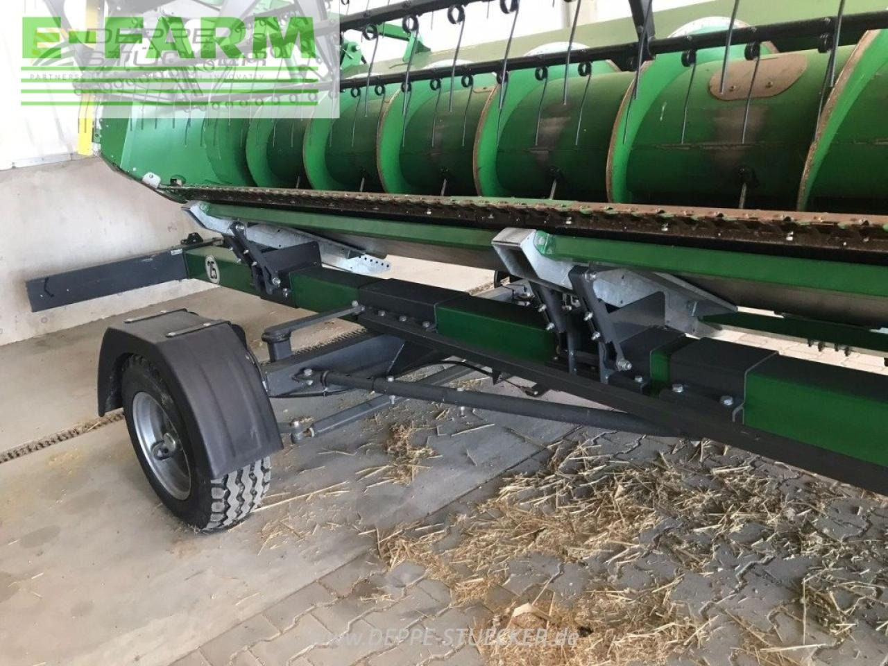 John Deere 640x - Жатка зерновая: фото 4 John Deere 640x - Жатка зерновая: фото 4