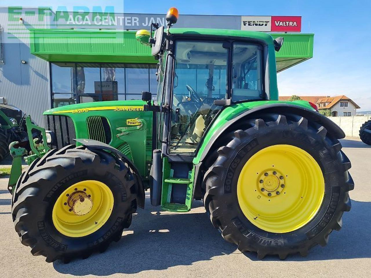 John Deere 6420 premium plus - Трактор: фото 3 John Deere 6420 premium plus - Трактор: фото 3