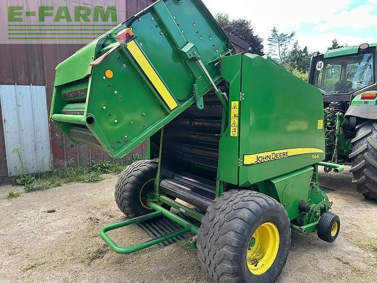 John Deere 644 - Пресс-подборщик тюковый: фото 2 John Deere 644 - Пресс-подборщик тюковый: фото 2