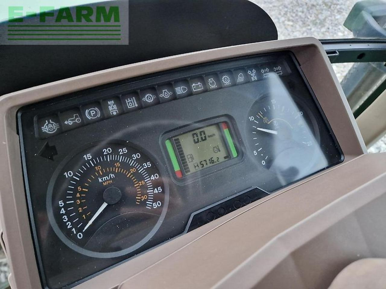 Трактор John Deere 6830: фото 10