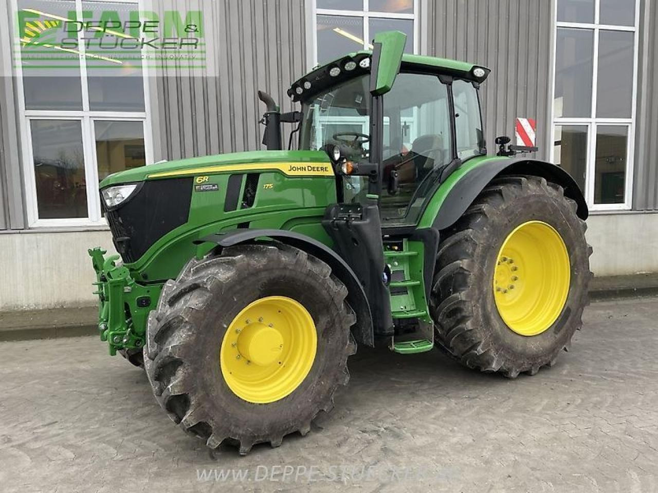 John Deere 6r 175 - Трактор: фото 1 John Deere 6r 175 - Трактор: фото 1