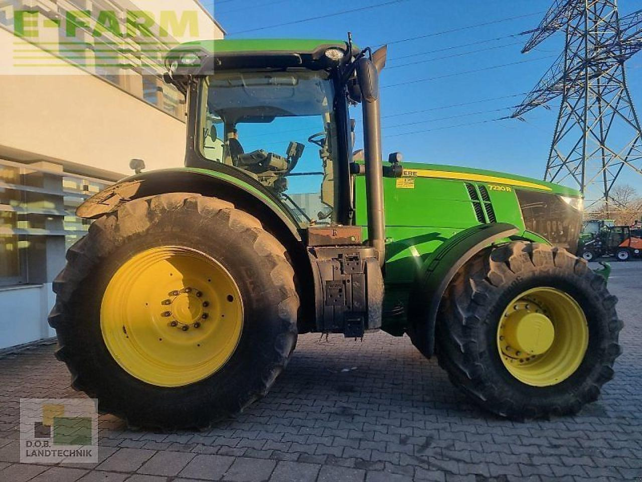 John Deere 7230r cq mit 9l motor - Трактор: фото 3 John Deere 7230r cq mit 9l motor - Трактор: фото 3