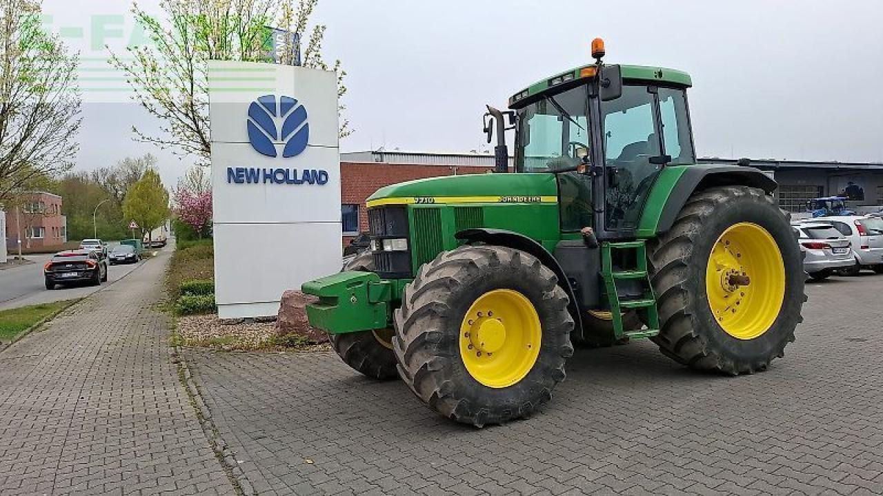 John Deere 7710 powerquad - Трактор: фото 1 John Deere 7710 powerquad - Трактор: фото 1