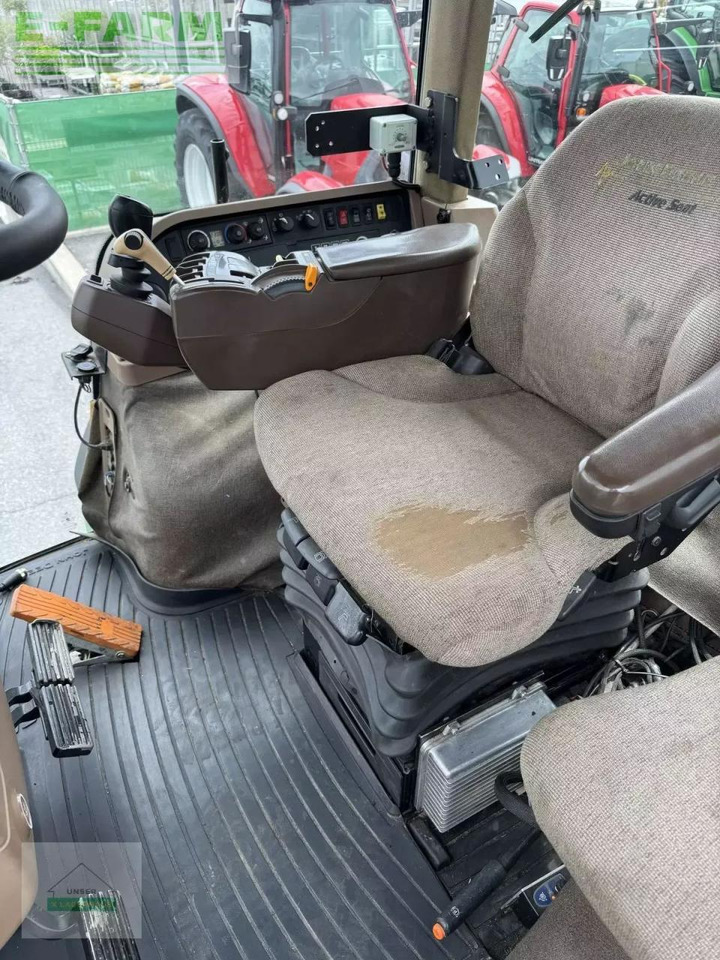 Трактор John Deere 7920: фото 8 Трактор John Deere 7920: фото 8