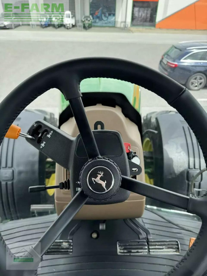 Трактор John Deere 7920: фото 11 Трактор John Deere 7920: фото 11