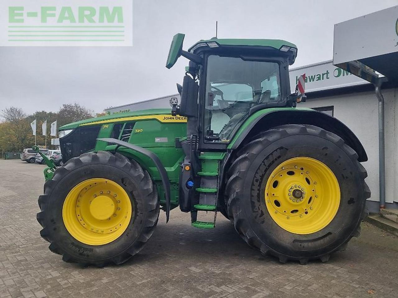 John Deere 7r 330 my23 ap 50 - Трактор: фото 2 John Deere 7r 330 my23 ap 50 - Трактор: фото 2
