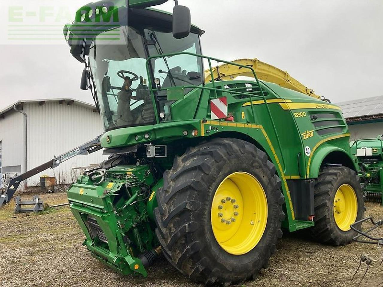 John Deere 8300 - Кормоуборочный комбайн: фото 1 John Deere 8300 - Кормоуборочный комбайн: фото 1