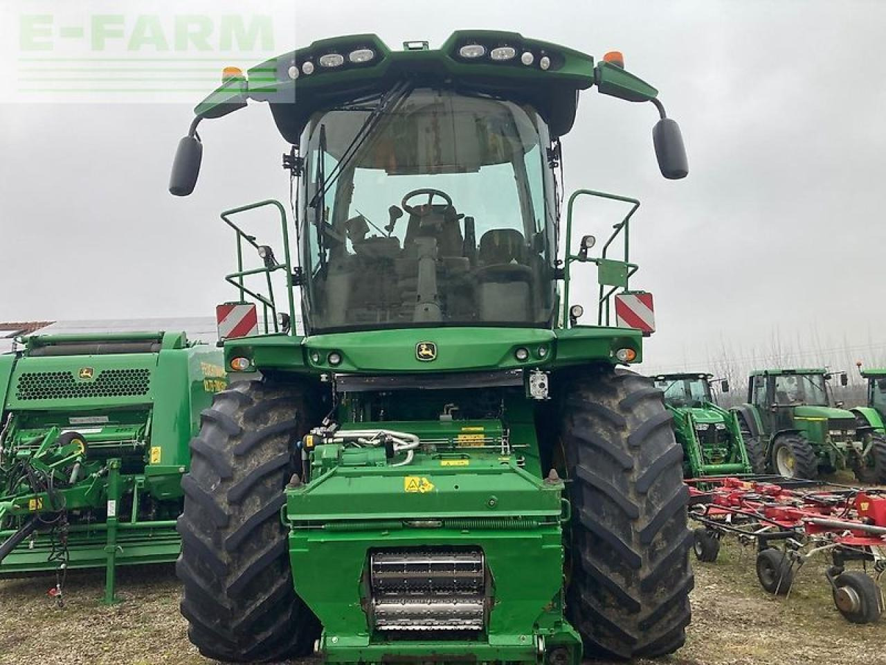 John Deere 8300 - Кормоуборочный комбайн: фото 5 John Deere 8300 - Кормоуборочный комбайн: фото 5