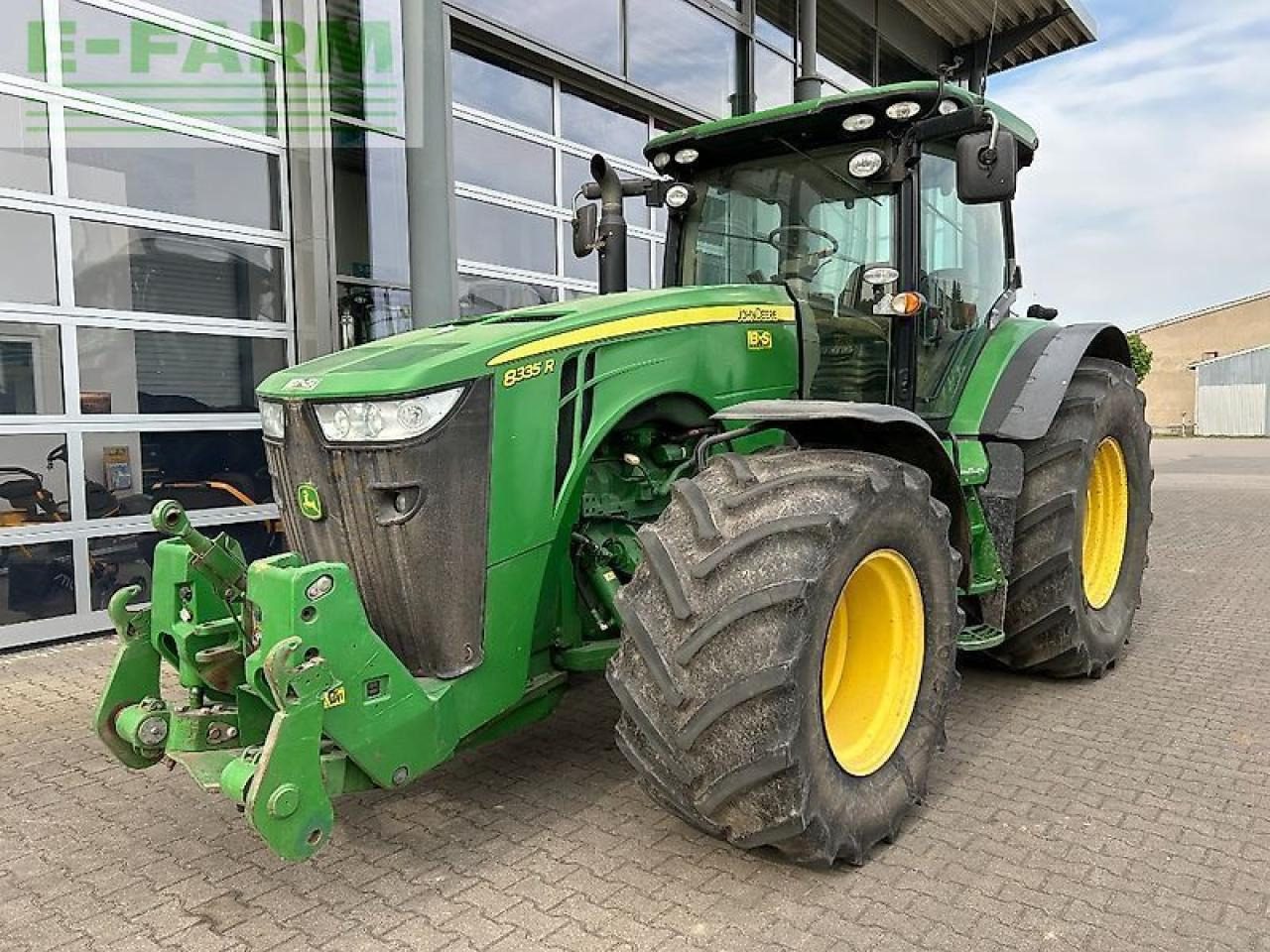 John Deere 8335r - Трактор: фото 2 John Deere 8335r - Трактор: фото 2