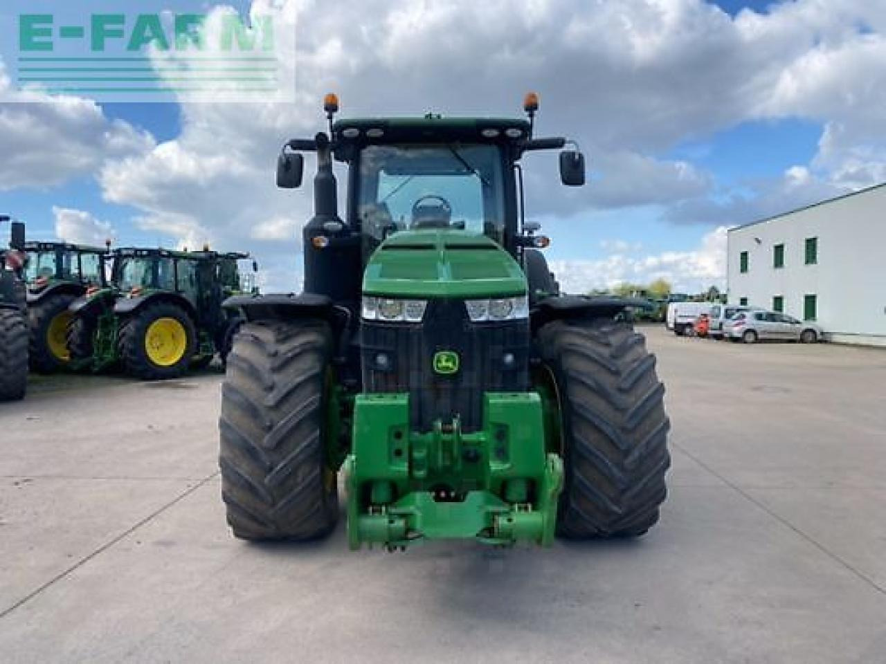 John Deere 8370r - Трактор: фото 2 John Deere 8370r - Трактор: фото 2