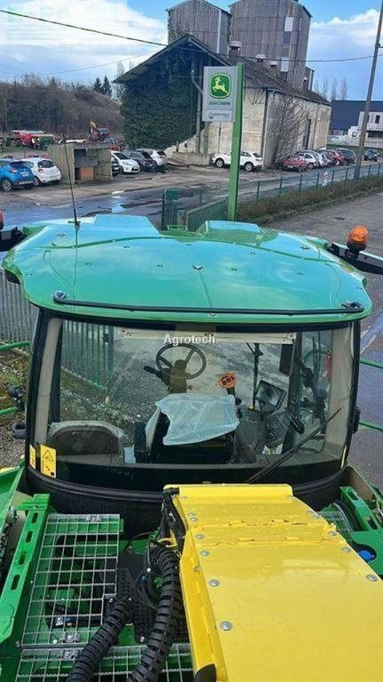 John Deere 8400 - Кормоуборочный комбайн: фото 3 John Deere 8400 - Кормоуборочный комбайн: фото 3