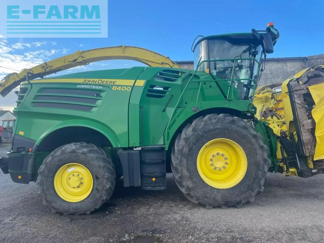 John Deere 8400 - Кормоуборочный комбайн: фото 3 John Deere 8400 - Кормоуборочный комбайн: фото 3