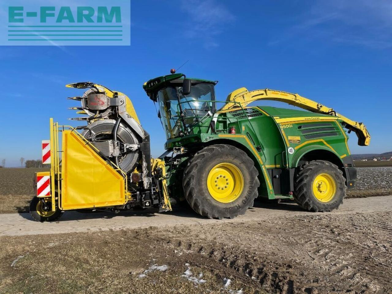 John Deere 8500 - Кормоуборочный комбайн: фото 3 John Deere 8500 - Кормоуборочный комбайн: фото 3