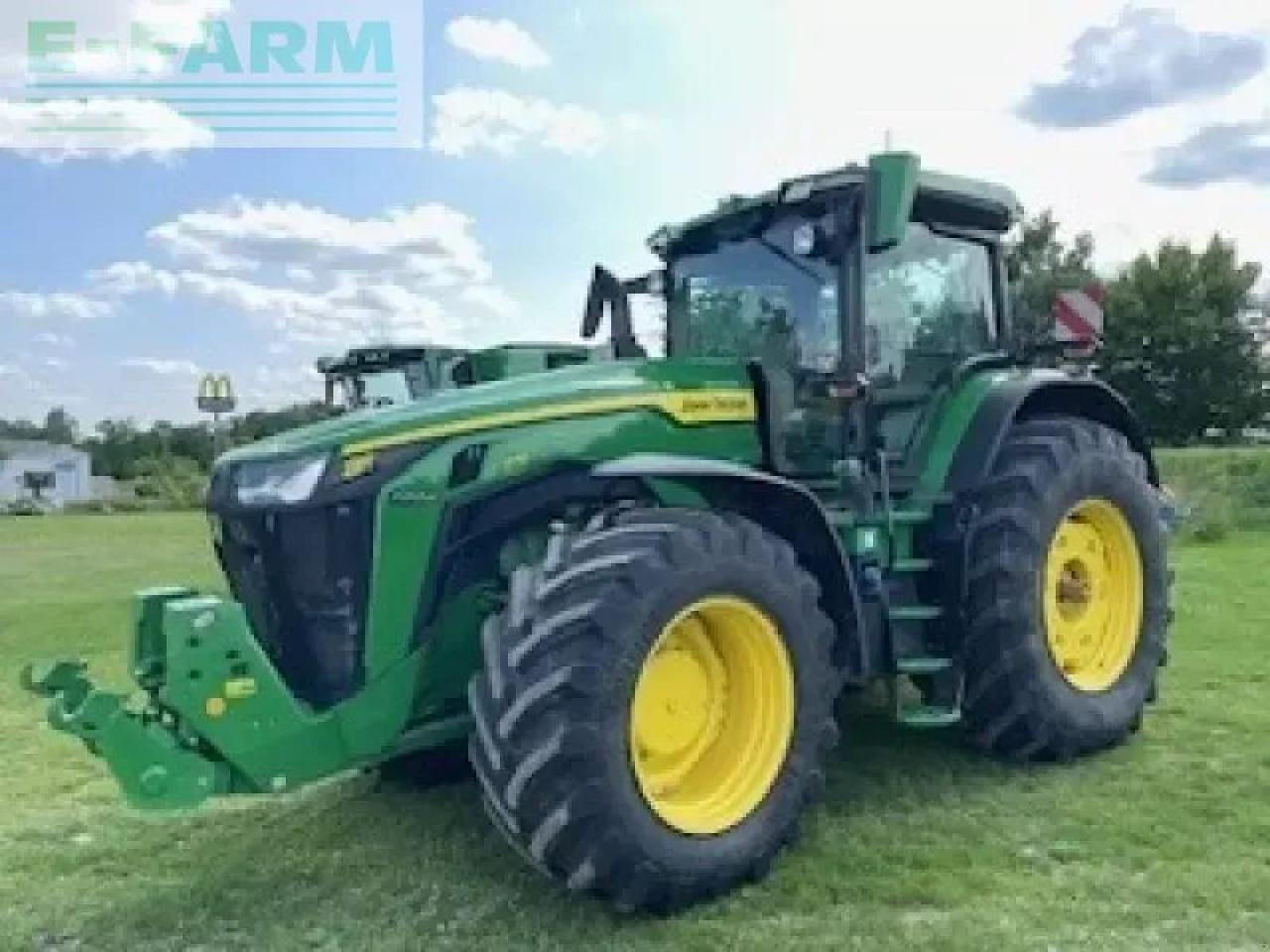 John Deere 8r 370 - Трактор: фото 2 John Deere 8r 370 - Трактор: фото 2