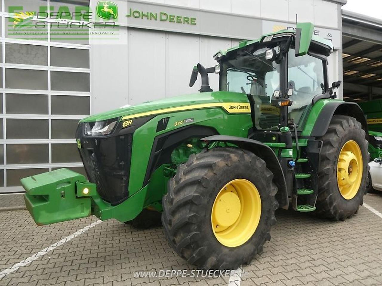 John Deere 8r370 autotrac - Трактор: фото 1 John Deere 8r370 autotrac - Трактор: фото 1