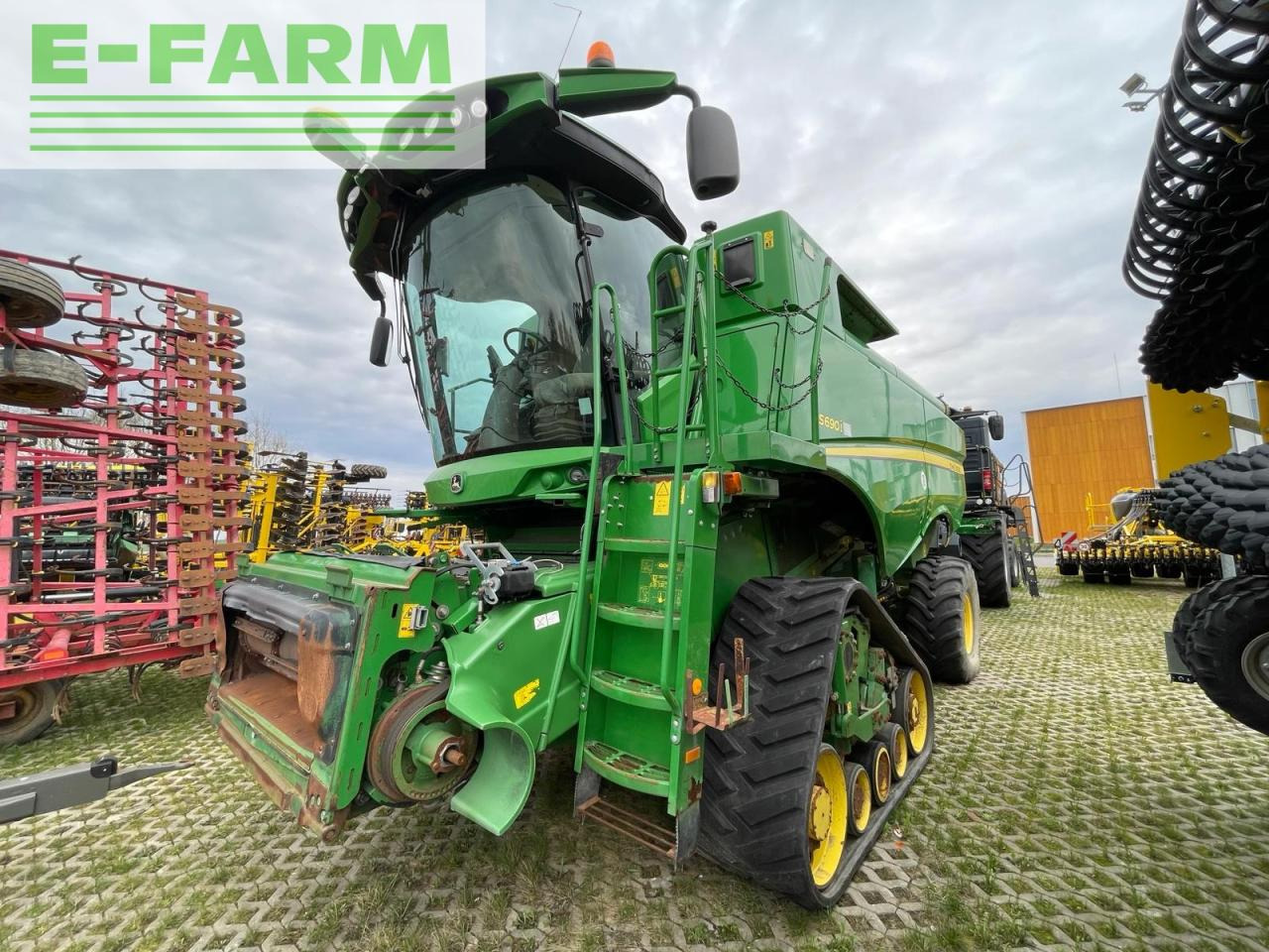 John Deere S690i - Зерноуборочный комбайн: фото 2 John Deere S690i - Зерноуборочный комбайн: фото 2
