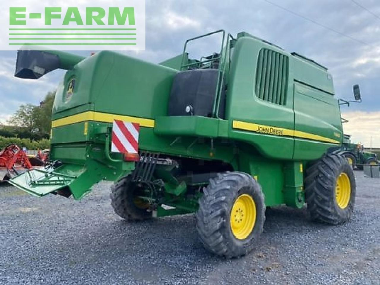 John Deere t660 - Зерноуборочный комбайн: фото 4 John Deere t660 - Зерноуборочный комбайн: фото 4