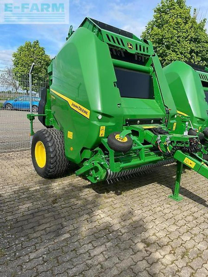 John Deere v461m demo iso bus - Пресс-подборщик тюковый: фото 1 John Deere v461m demo iso bus - Пресс-подборщик тюковый: фото 1