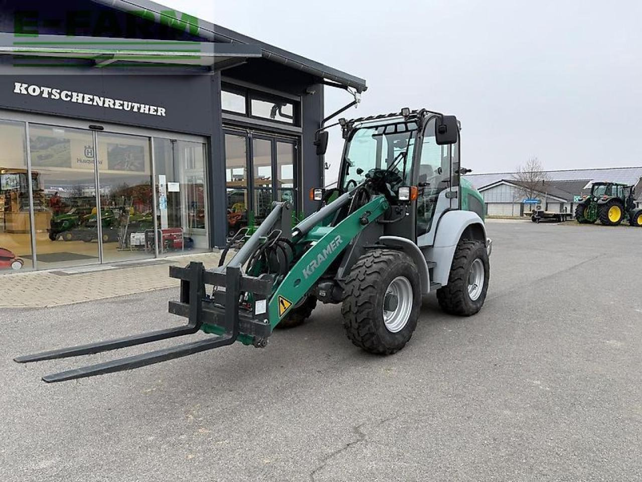 Kramer kl25.5 - Мини-экскаватор: фото 2 Kramer kl25.5 - Мини-экскаватор: фото 2