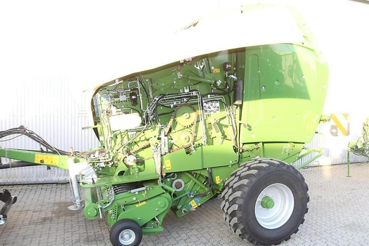 Krone comprima v 180 xc - Пресс-подборщик тюковый: фото 3 Krone comprima v 180 xc - Пресс-подборщик тюковый: фото 3