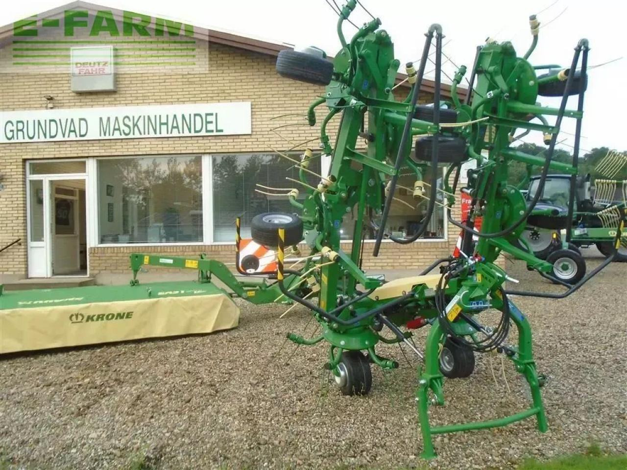 Krone vendro 900 - Сеноворошилка: фото 2 Krone vendro 900 - Сеноворошилка: фото 2