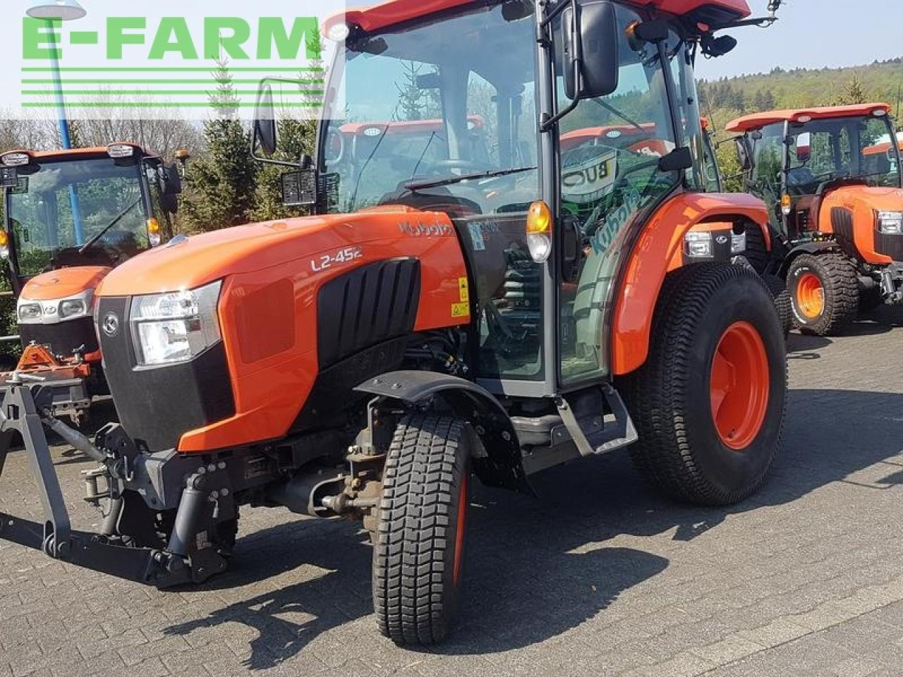 Kubota l2-452 dc - Трактор: фото 1 Kubota l2-452 dc - Трактор: фото 1