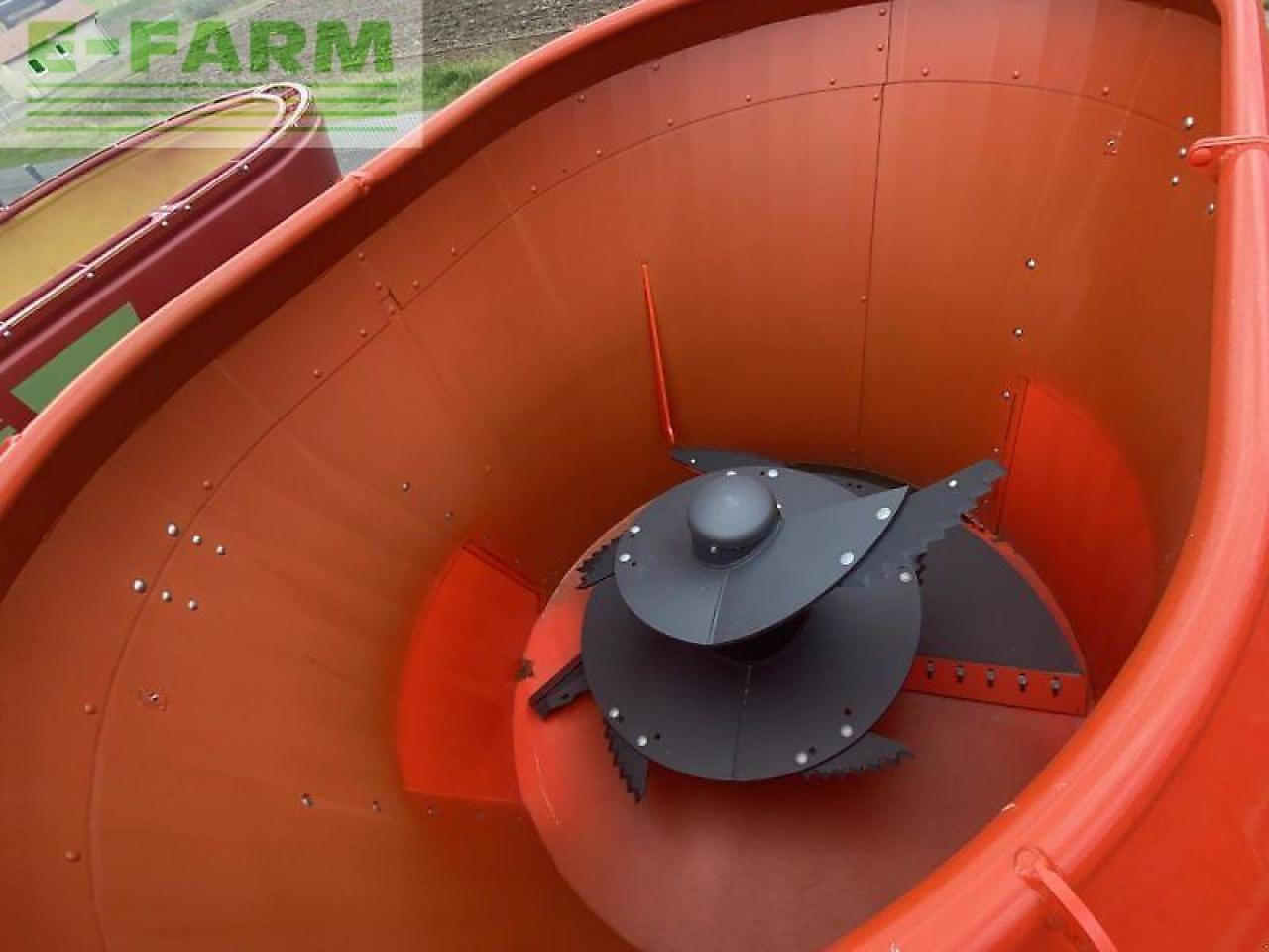 Kuhn 1070 euromix - Инвентарь для животноводства: фото 4 Kuhn 1070 euromix - Инвентарь для животноводства: фото 4