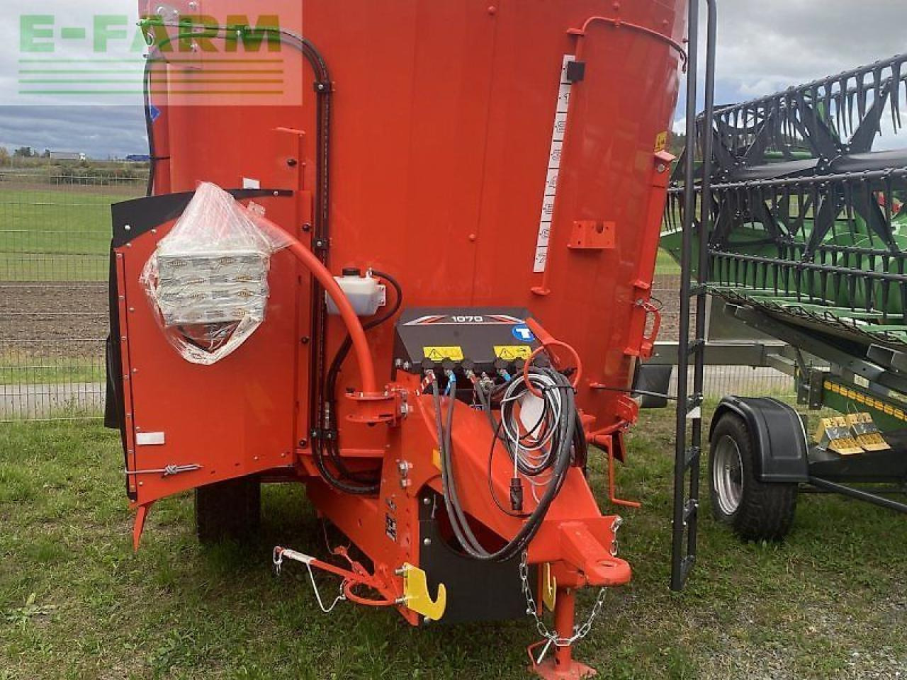 Kuhn 1070 euromix - Инвентарь для животноводства: фото 1 Kuhn 1070 euromix - Инвентарь для животноводства: фото 1
