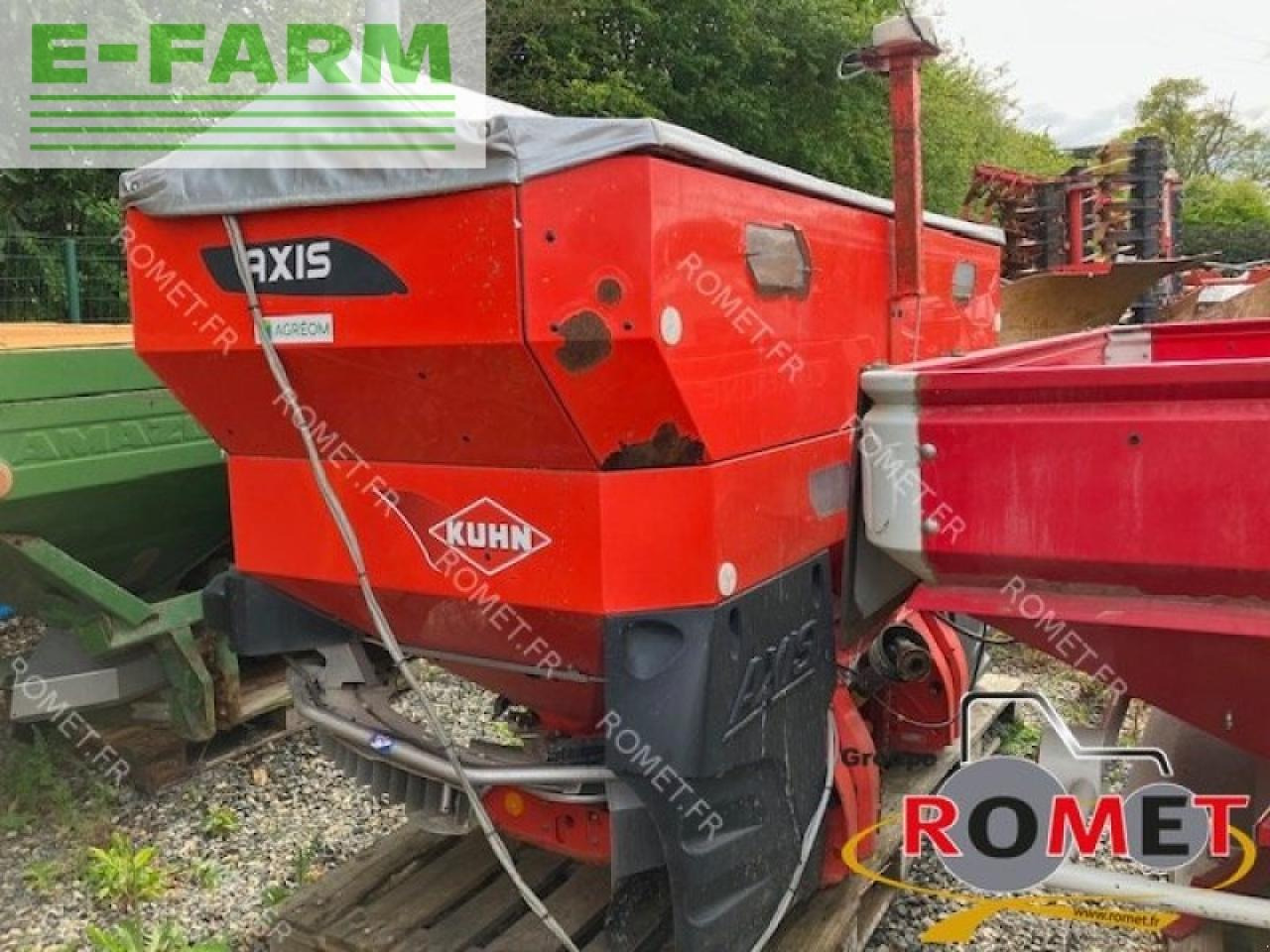 Kuhn axis 40.2 m-emc - Разбрасыватель удобрений: фото 2 Kuhn axis 40.2 m-emc - Разбрасыватель удобрений: фото 2