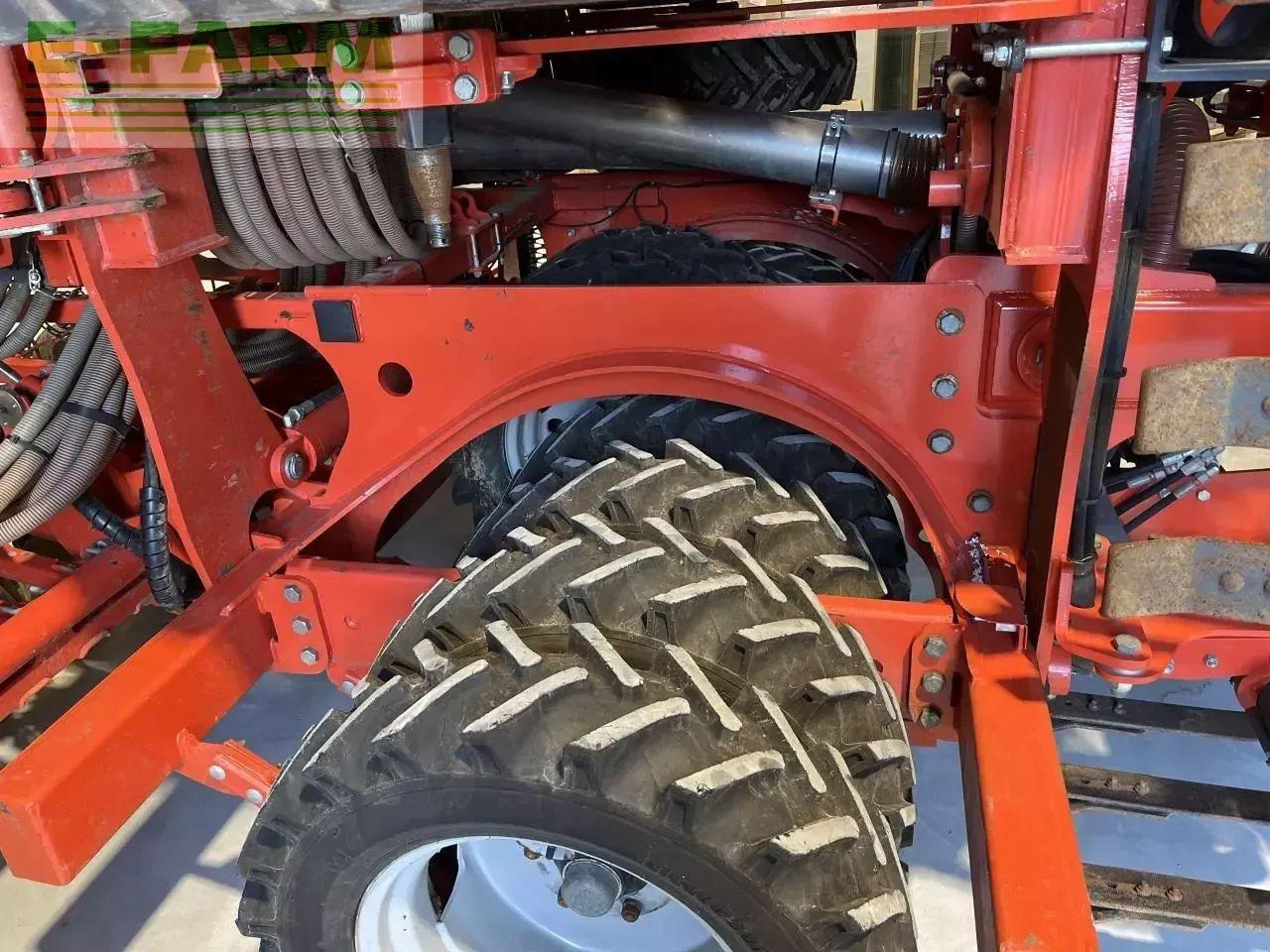 Kuhn espro 6000 rc mix - Посевной комплекс: фото 5 Kuhn espro 6000 rc mix - Посевной комплекс: фото 5