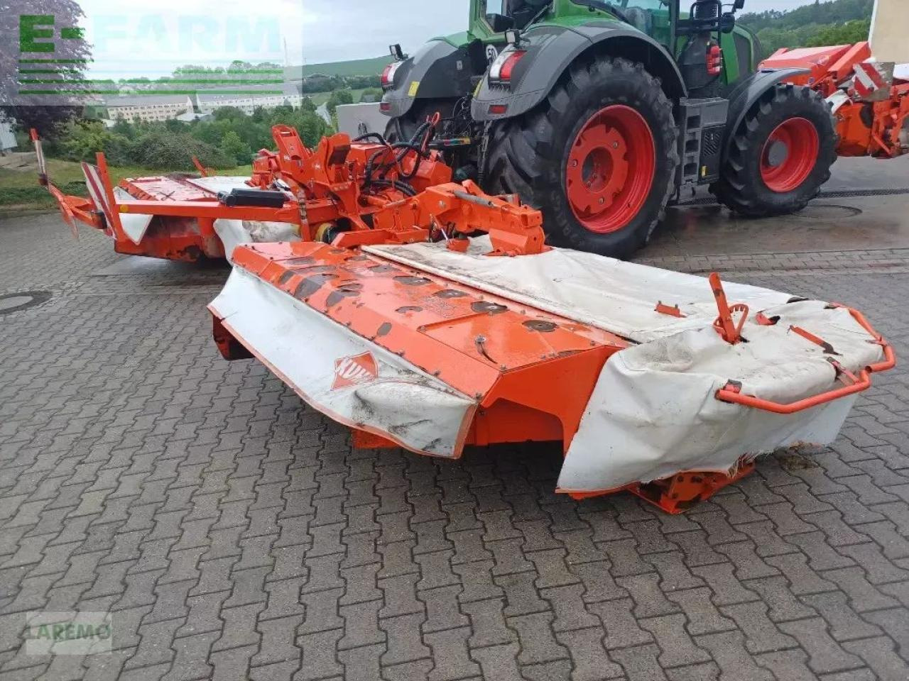 Kuhn fc 313 df-ff und fc 883 d-ff mit neuem mähbalken ! - Косилка: фото 2 Kuhn fc 313 df-ff und fc 883 d-ff mit neuem mähbalken ! - Косилка: фото 2