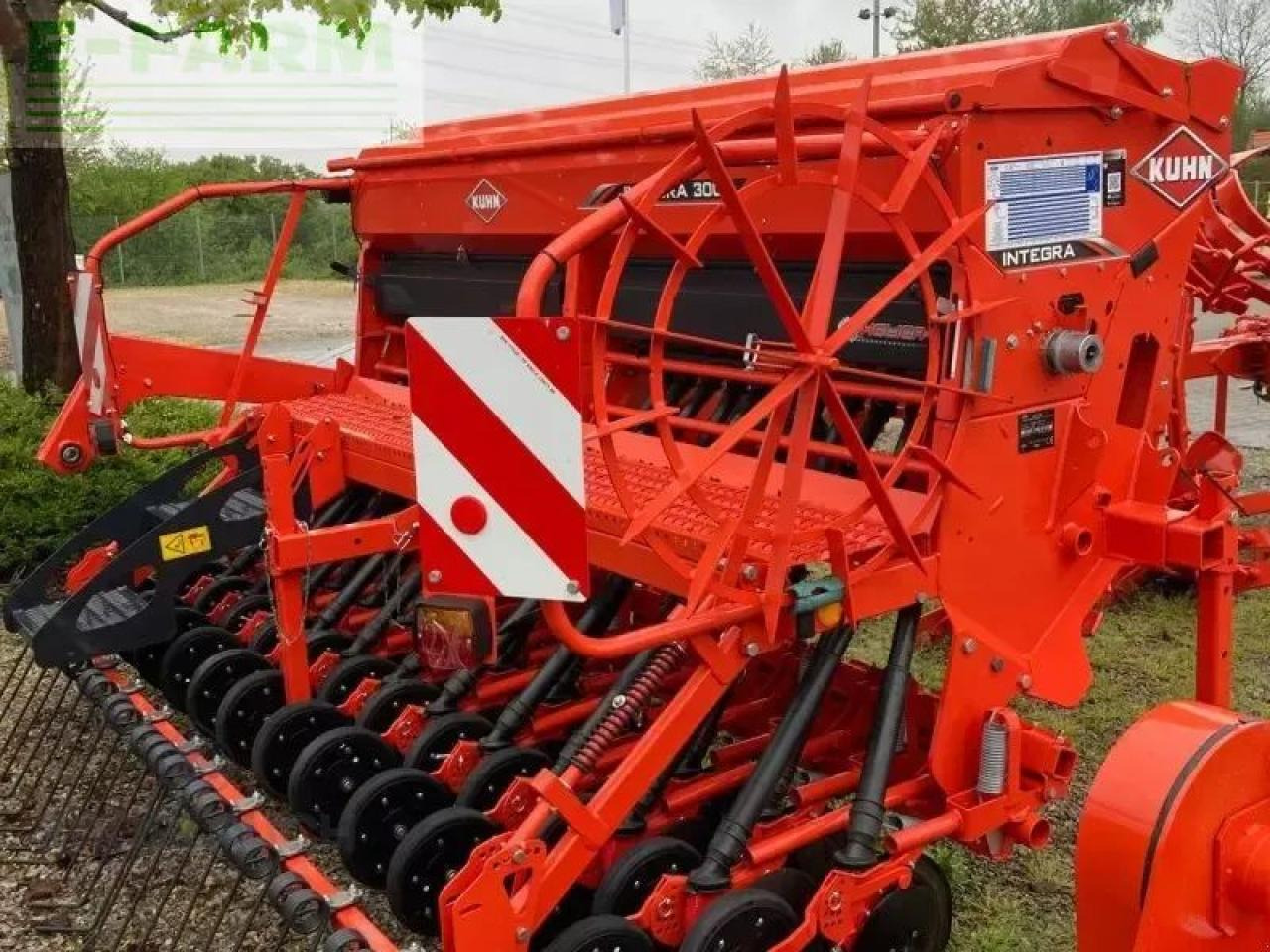 Kuhn integra 3003 - Сеялка: фото 1 Kuhn integra 3003 - Сеялка: фото 1